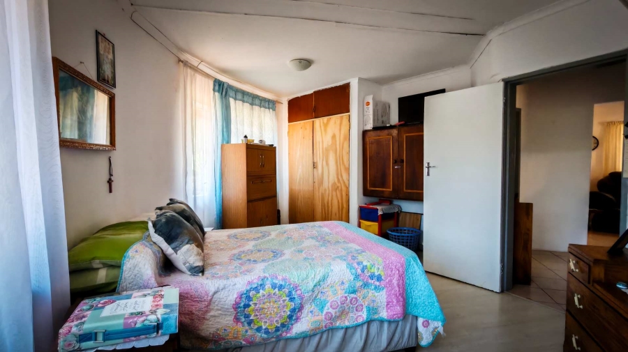 6 Bedroom Property for Sale in Hartbeespoort North West